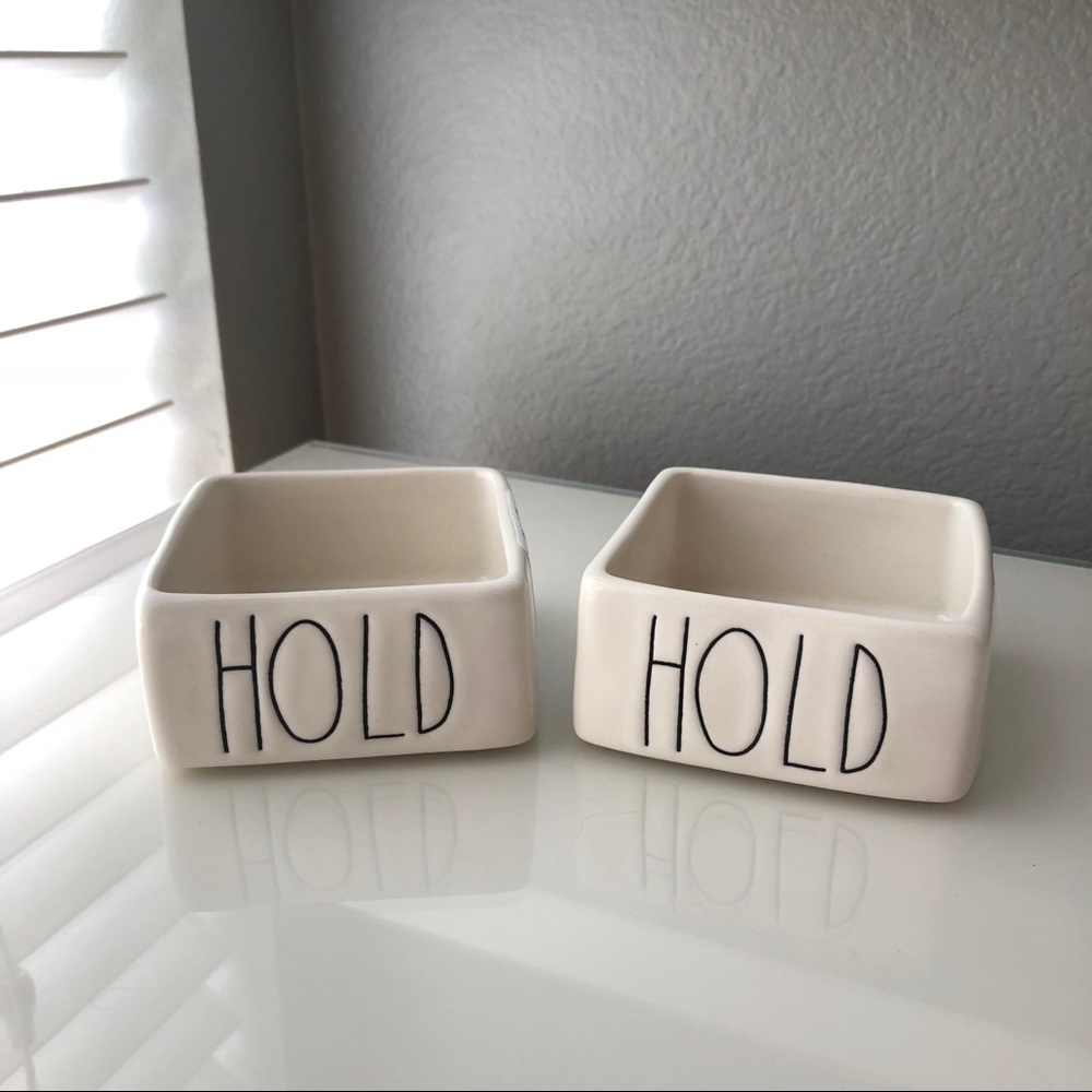 2 Rae Dunn Hold Squares